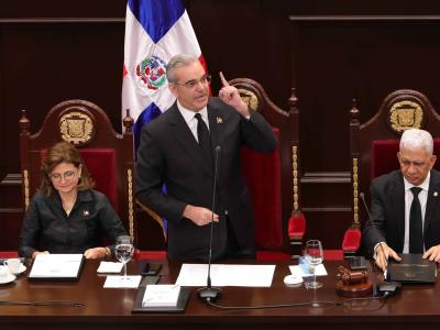 Abinader proclama nueva Constitución dominicana