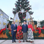 Banco Central enciende árbol de Navidad