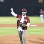 Toros vencen a Gigantes 7-6 cortando racha de siete derrotas seguidas