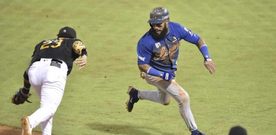 Eddy Leonard decide con imparable el quinto triunfo seguido de las Aguilas 5-4 sobre el Licey