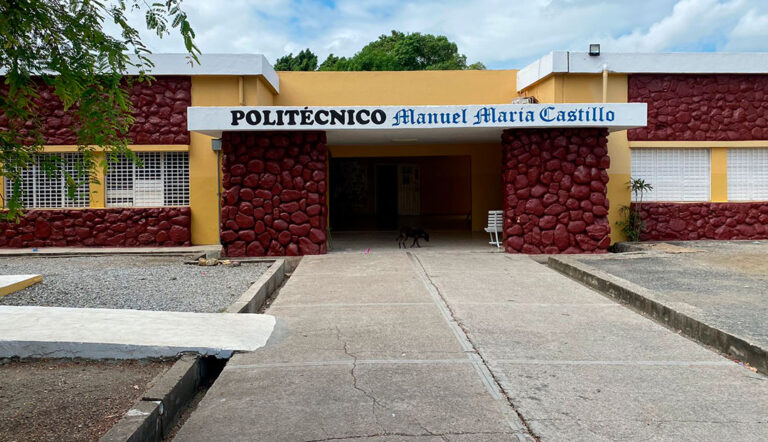 Minerd interviene Politécnico Manuel María Castillo; designa técnicos distritales para la dirección