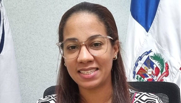 Designan a Katherine Paulino directora  Oficina Provincial de la Mujer