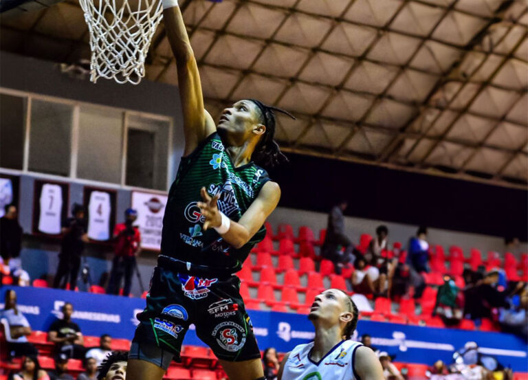 Duarte y San Vicente triunfan en jornada del lunes Basket SFM