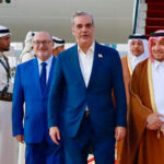 Presidente Abinader llega a Qatar para participar mañana sábado en la inauguración del Foro Mundial de Doha y agotar una visita oficial