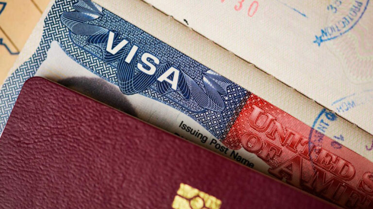 Se requiere cita para retirar pasaportes visados en el VAC