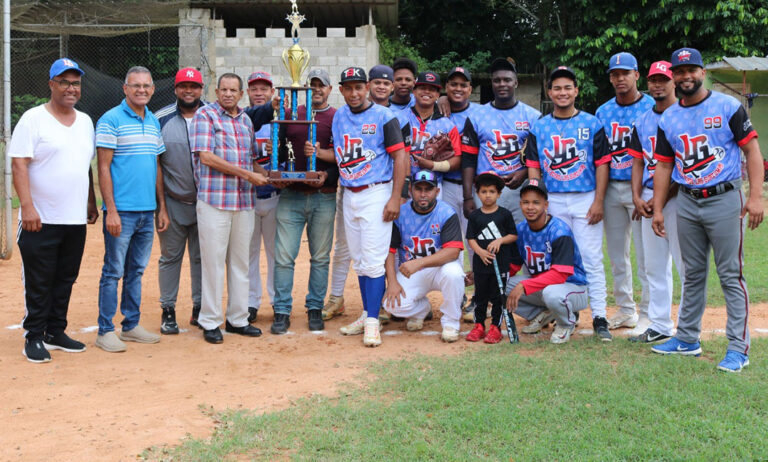 Las Guázumas Campeones del 27.º Torneo de Béisbol Liga Unidad del Campo