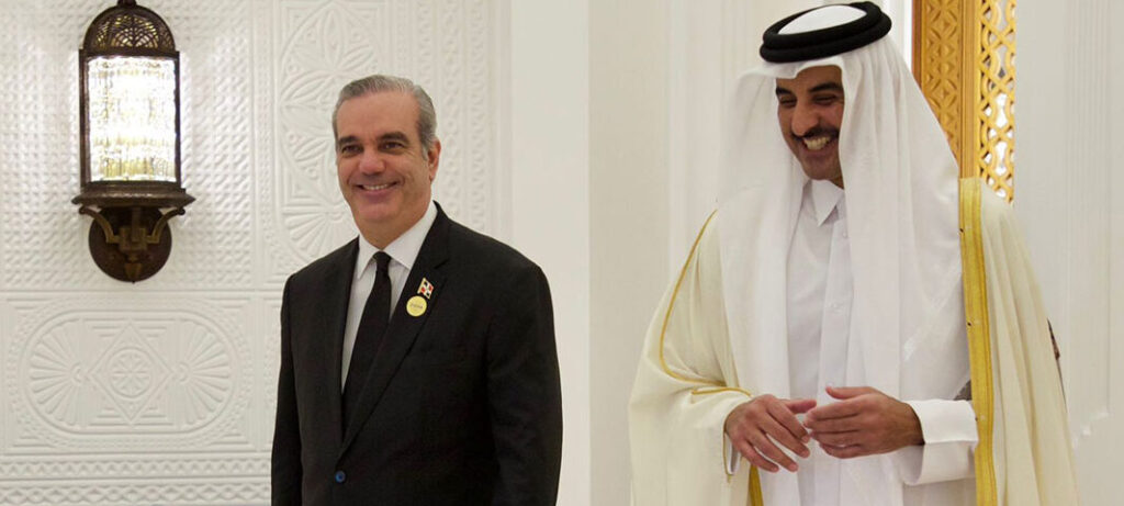 Presidente Abinader se reúne con Emir de Qatar