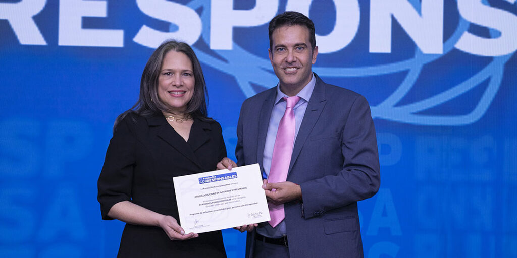 Programa de Inclusión y Accesibilidad de la Asociación Cibao queda finalista en Premios Corresponsables