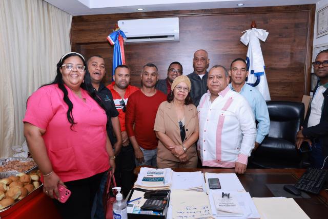 Fiscalía de San Juan de la Maguana realiza encuentro navideño con comunicadores