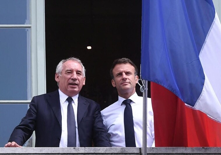 El primer ministro francés, François Bayrou, confirma los nombres de su equipo de Gobierno