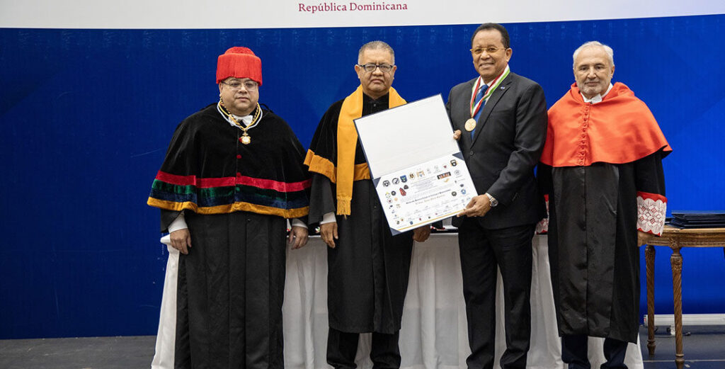 Universidad de México entrega Doctorado Honoris Causa a Jaime Marte Martínez, presidente del CND