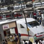 Un hombre sobrevive aferrado a los cables de un tren de alta velocidad durante 30 kilómetros en Alemania