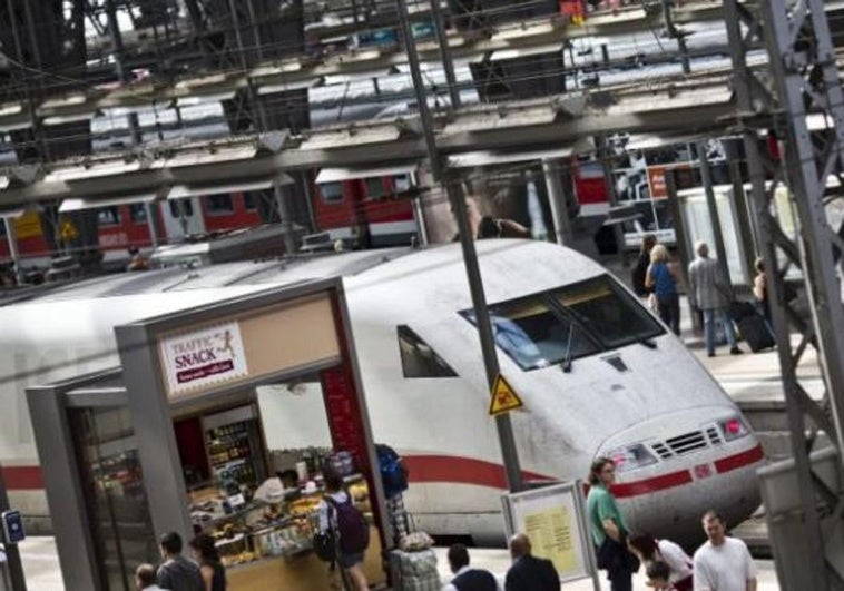 Un hombre sobrevive aferrado a los cables de un tren de alta velocidad durante 30 kilómetros en Alemania