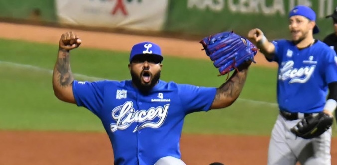 Licey sigue en la cima tras sufrida victoria ante Leones