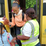 Inicia transporte escolar en San Francisco de Macorís