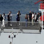 Italia vuelve a envíar a 49 migrantes a los centros de detención de Albania