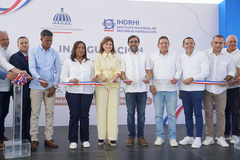 Gobierno inaugura obras hidráulicas para la protección de familias en sectores de Monseñor Nouel