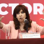 Milei firma un proyecto que puede impedir la candidatura de Cristina Kirchner