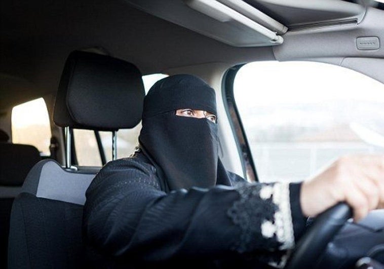La Justicia alemana prohíbe a las mujeres musulmanas conducir con niqab en Berlín