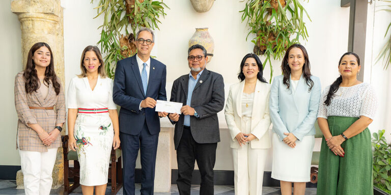 Banco Popular contribuye al Museo de Historia y Tradiciones de Santiago