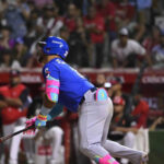 Licey fuerza el séptimo juego con dramática victoria sobre Escogido en 13 entradas