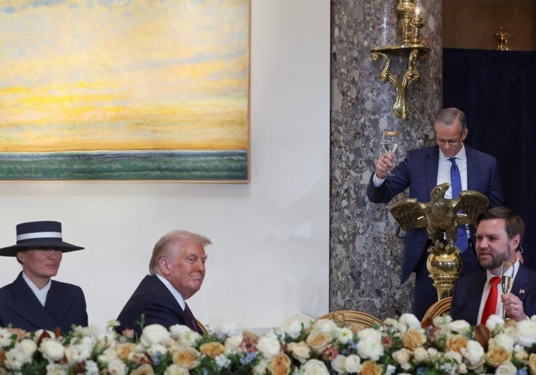 El menú del primer almuerzo oficial del segundo mandato de Trump: pastel de cangrejo, filete de angus y terrina helada de manzana