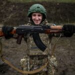 Ucrania ofrecerá a los jóvenes un «contrato honesto» para que se alisten en la guerra contra Rusia