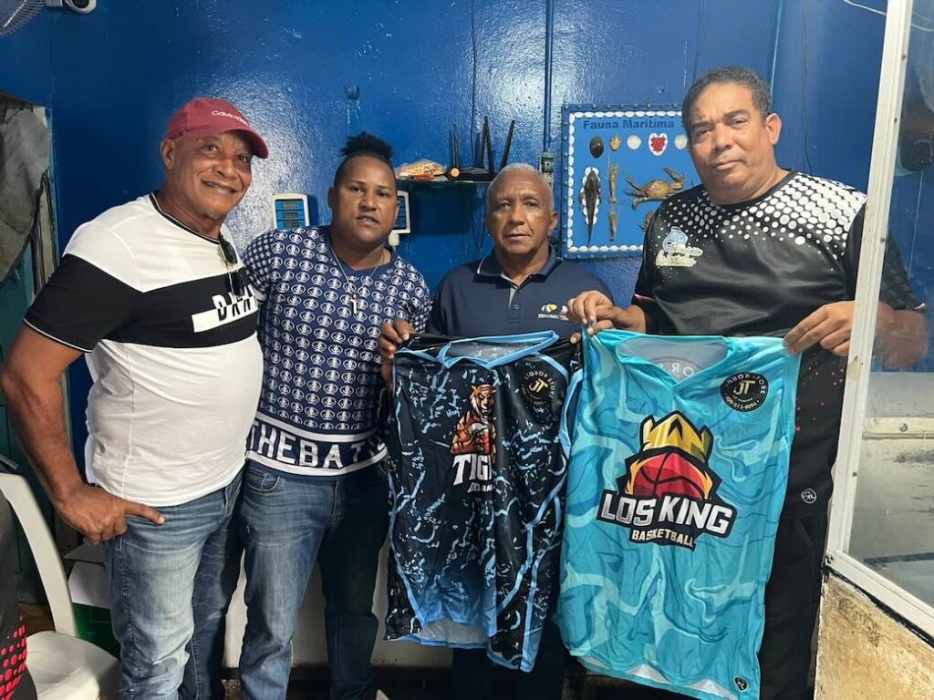 Pescadería Wanda y Alcaldía de Hostos respaldarán basket pre superior e infantil municipal