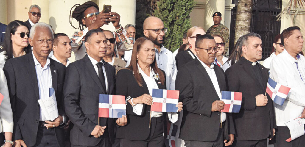 Rosas y Espinas en la celebración de la Independencia