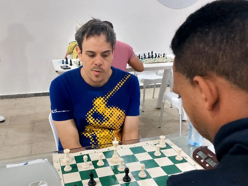 Rafael Fernández Invicto en Campeonato Provincial de la Vega