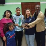 Ajedrez reconoce a Gloria Reyes en Campeonato de Ajedrez de la Juventud 2025