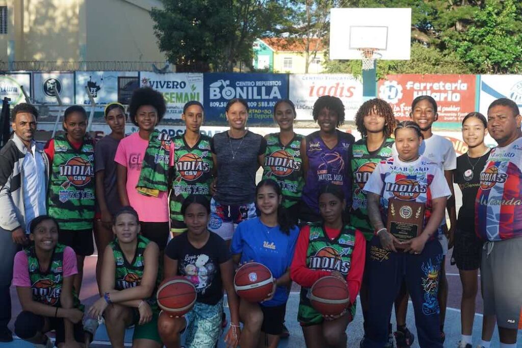 Indias del club San Vicente realizarán una exhibición de basket femenino en el municipio de Hostos