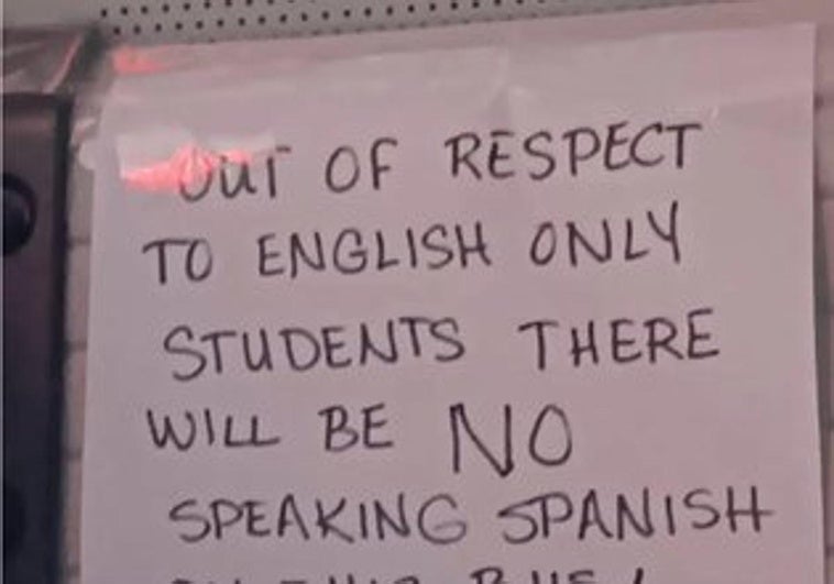 Despiden a un conductor de autobús escolar por denegar a los niños hablar español en EE.UU.