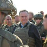 El ministro de Defensa de Israel ordena al ejército prepararse para la salida de los residentes de Gaza