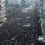 Las protestas y la huelga paralizan Grecia en el segundo aniversario del peor accidente ferroviario de su historia