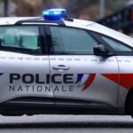 La Policía francesa abate a un hombre armado con dos cuchillos a las afueras de París