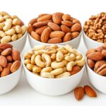 Este es el fruto seco que puede ayudarte a promover la producción de colágeno de manera natural