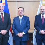 FMI proyecta crecimiento de 4.5 % en 2025 y 5.1 % en 2026 para la economía dominicana, según reunión con el BCRD