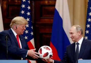 El Kremlin asegura que el emisario de EE.UU. transmitirá un mensaje a Trump tras reunirse con Putin