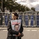 Turquía prohíbe la exhibición de imágenes del alcalde de Estambul detenido, principal opositor de Erdogan