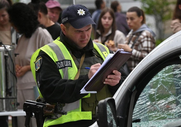Varias muertos tras un tiroteo en un suburbio de Kiev: la policía busca al sospechoso