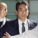 Dimite el ministro de Agricultura de Japón por bromear sobre su 'privilegio' de no tener que comprar arroz