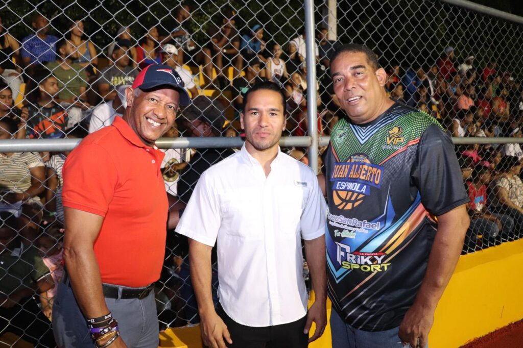 Empresario Jackson de Jesús elogia montaje torneo de basket sector Juan Alberto Espinola