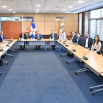 Gobernador Banco Central y CADOMCA destacan rol del mercado de capitales en el desarrollo económico dominicano
