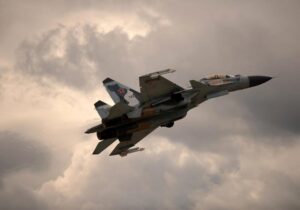 Ucrania derriba un caza ruso con un misil lanzado desde un dron naval en el mar Negro