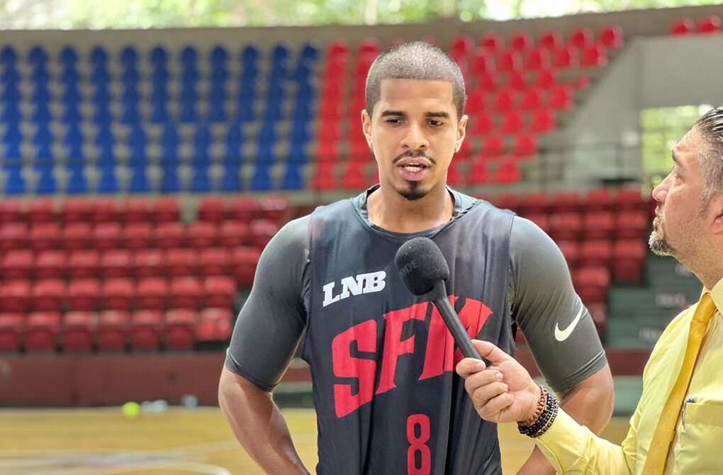 Edgar Sosa “Estoy feliz de regresar a la liga y hacerlo con los Indios”