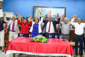 Unidad Académica y Transformación Universitaria realizan alianza en apoyo a Jovanny Ortega, candidata dirección general de UASD-SFM
