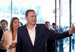 Montenegro gana las elecciones en Portugal, según los sondeos a pie de urna