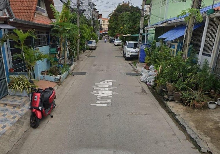 Un turista chino asesina a una prostituta trans en Tailandia: le extrae las prótesis mamarias y el corazón