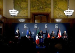 El G-5 de Europa, indignado con la ausencia de Putin en Estambul: «Nos toma el pelo»